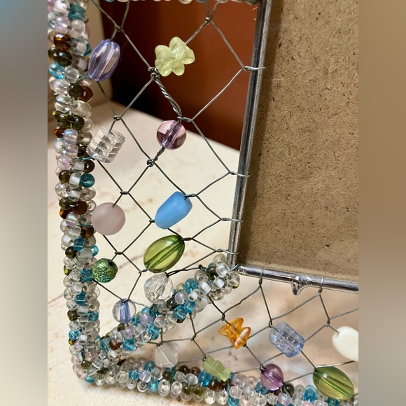 Bead and Wire picture frame, 4 X 6” - Picture 5 of 6